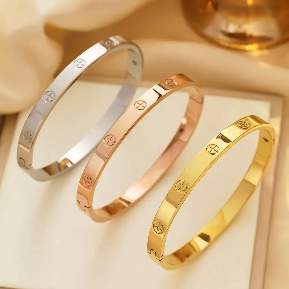 Stainless Steel Bangle18k Rose Gold Not Fading Fashion Zircon And Cross Nut Nail Bracelet Charm For Women Love Jewelry Gift